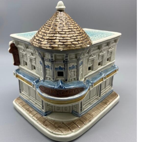 Vtg 1988 Sears Disney‎ Magic Kingdom Collection Ceramic Main Street Clothiers - Picture 1 of 8